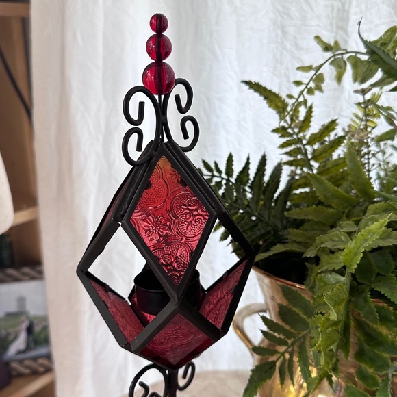 Stained Glass Red Whimisgoth Tealight Holder - Picture 3 of 4
